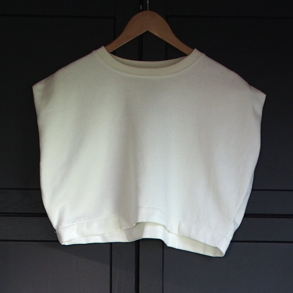 Zara | NWOT Sleeveless Sweatshirt